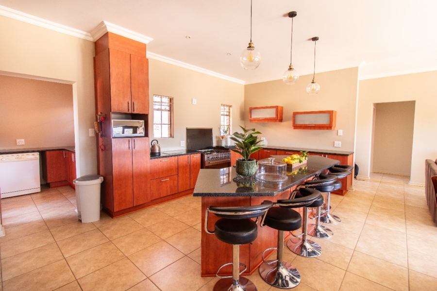 To Let 4 Bedroom Property for Rent in Riviera Glen Security Estate Free State